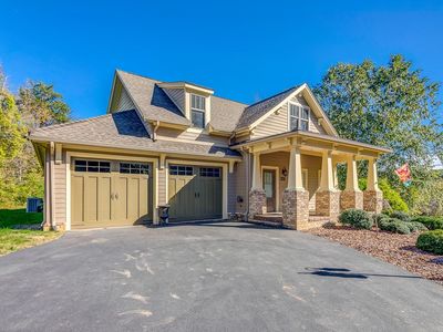 6867 Merriman Rd, Roanoke, VA, 24018
