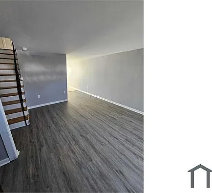 2 bed, 1024 sqft, $2,100 — Photo 3