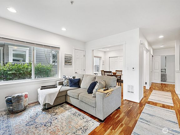 2nd image of 7322 Rainier Avenue S #209