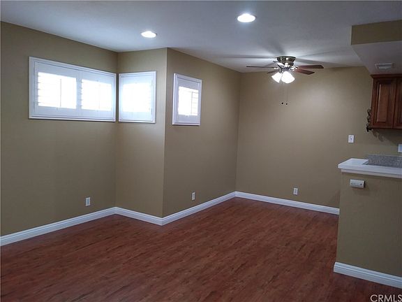 4th image of 1053 W Francis St APT F