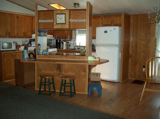 112 Elmhurst Dr, Lockport, NY 14094