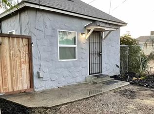 314 1/2 W 2nd St, Hanford, CA