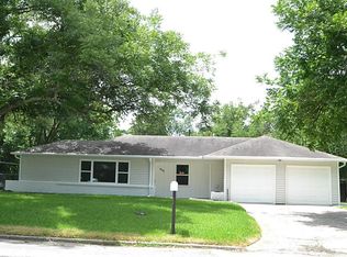 235 Lakewood Dr, Baytown, TX 77520