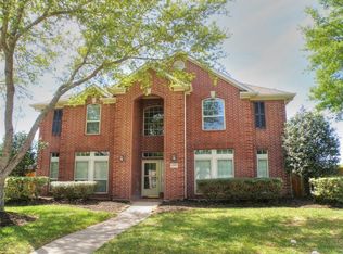 1902 Edgewater Dr, Friendswood, TX 77546
