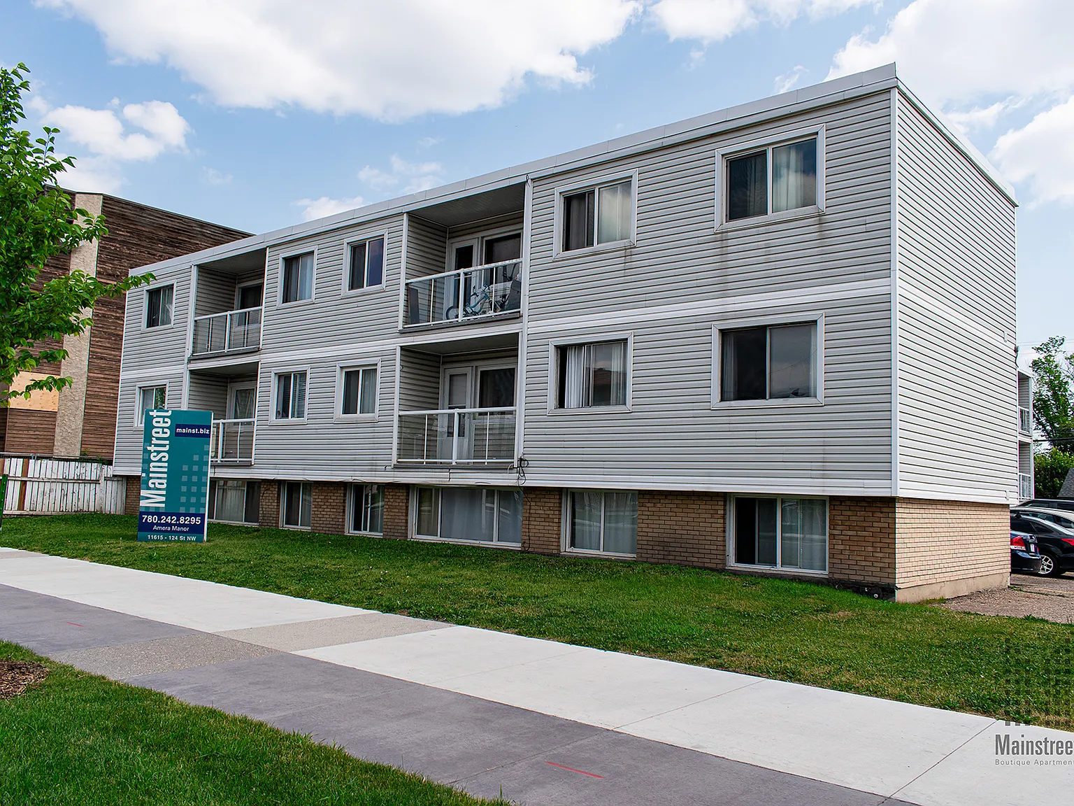 Amera Manor Apartments — Photo 3