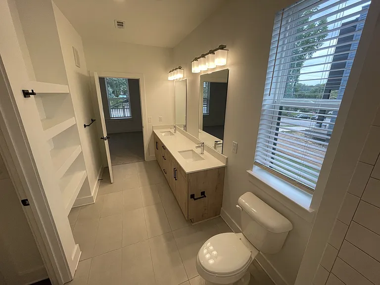 The Argos Apartments on The Beltline — Photo 105