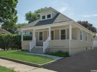 152 5th Ave, Bay Shore, NY 11706