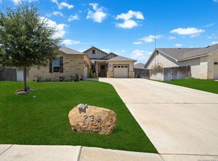 233 Iron Gate, Pleasanton, TX 78064