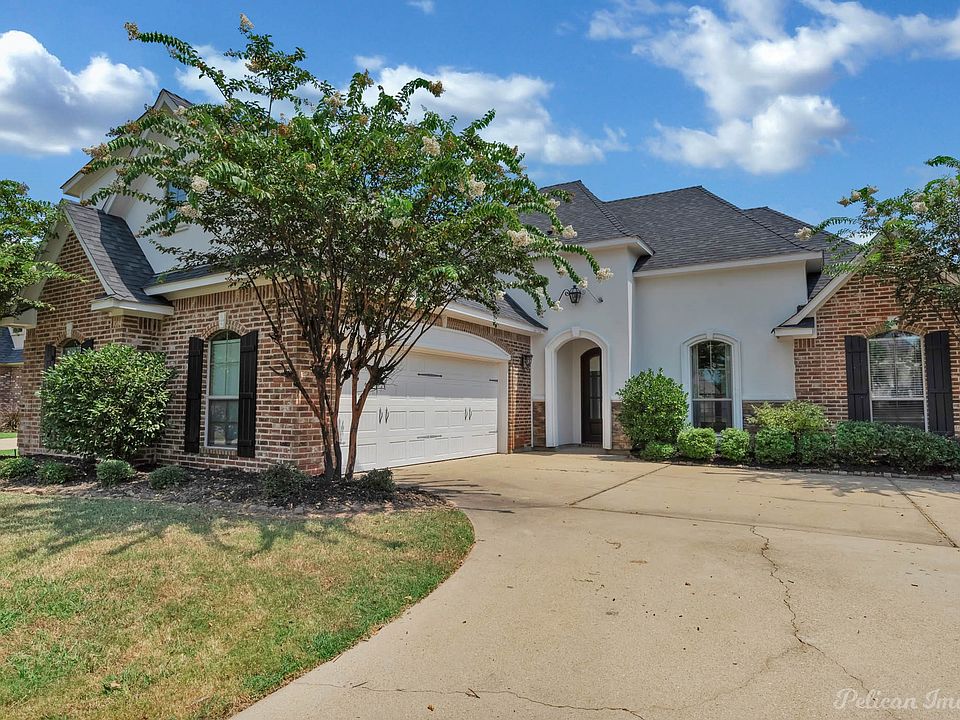 1st image of 284 Danielle Dr
