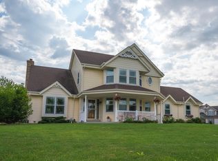 S96W13026 Claude Harmon Cir, Muskego, WI