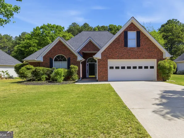 2820 Meadow Gate Way, Loganville, GA 30052