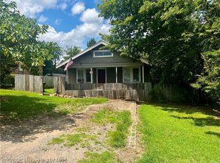1404 Main St, Arkoma, OK 74901