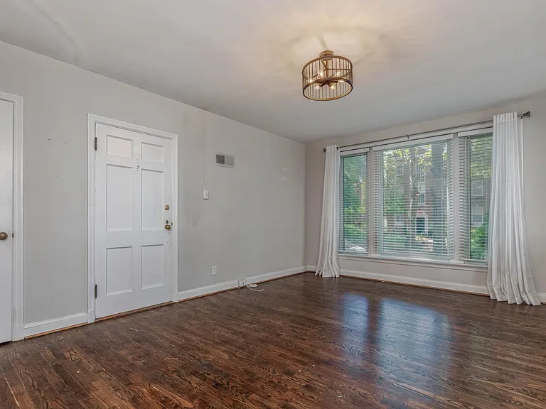 7535 Oxford Dr E #1W — Photo 10