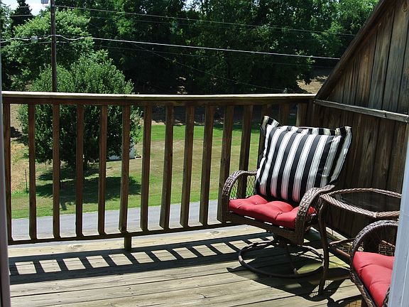 BACK DECK