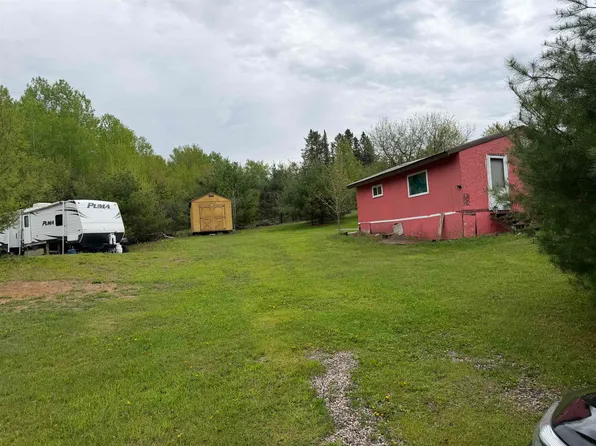 N14596 Bergeson Ln, Amberg, WI 54102