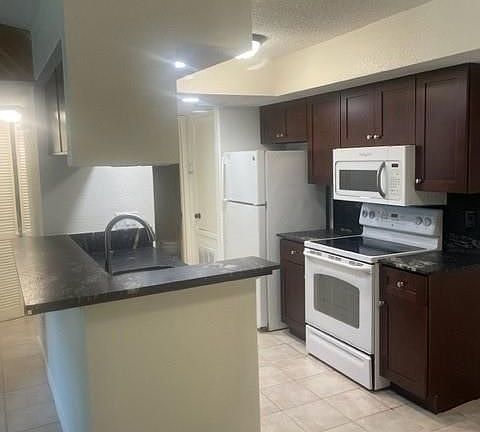 5th image of 17331 Red Oak Dr Unit 54