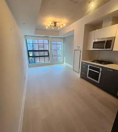 4th image of 608 Richmond St W Unit 306
