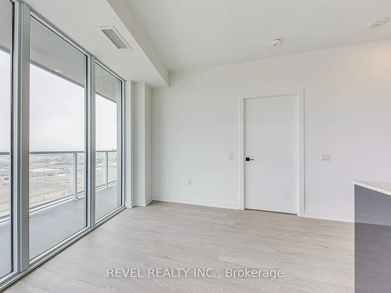 2782 Barton St E #1107 — Photo 15