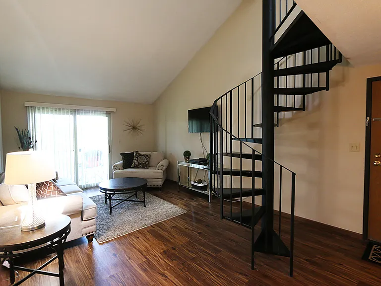 Folsom Ridge — Photo 2