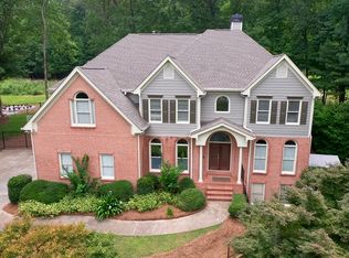 9415 Red Bird Ln, Johns Creek, GA 30022