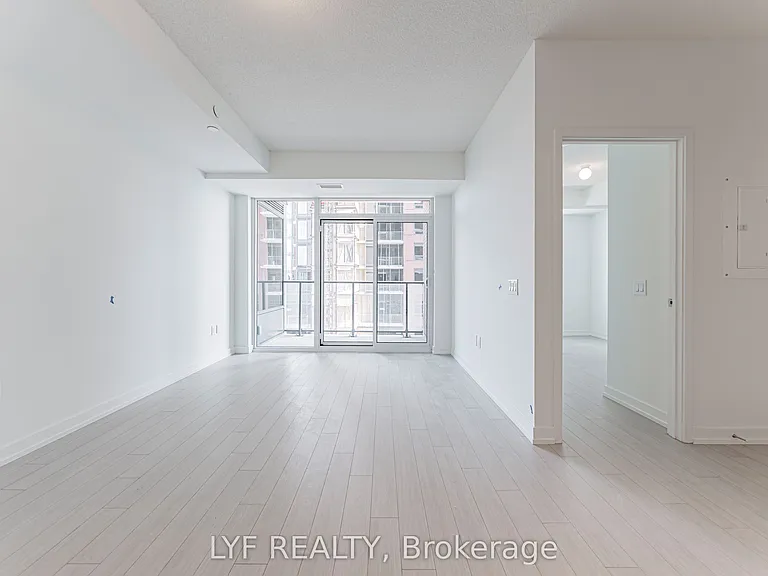 4010 Eglinton Ave W #922 — Photo 12