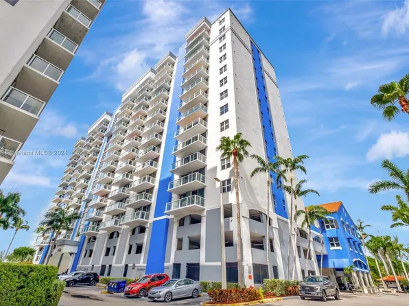 5085 NW 7th St APT 1002, Miami, FL 33126
