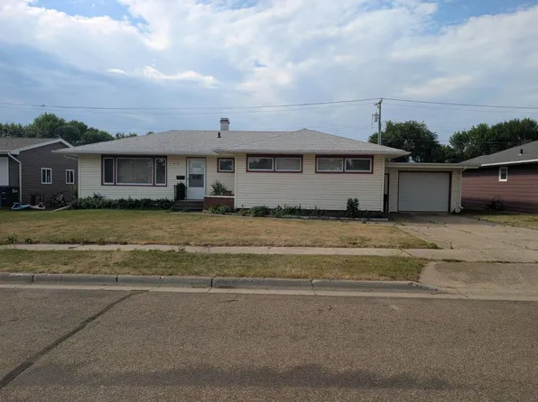 619 Judy Blvd, Harvey, ND 58341