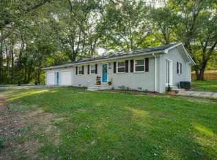 379 Crawford Cir, Sparta, TN 38583