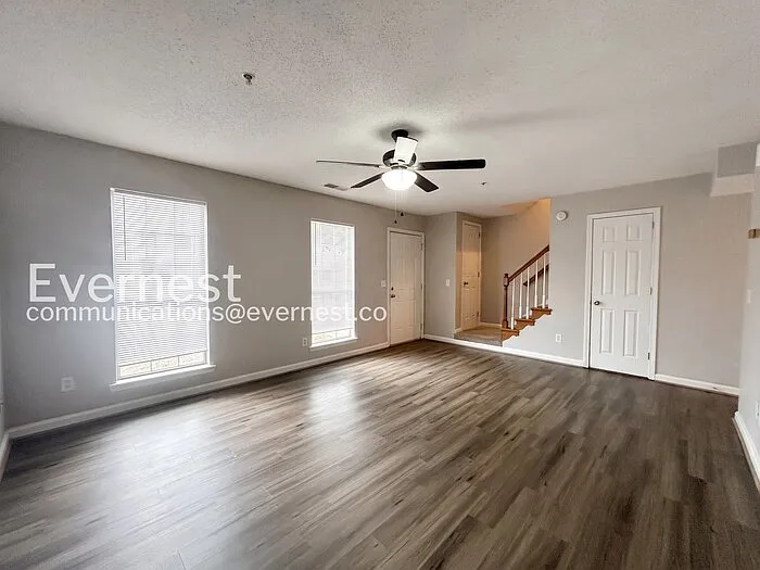 1588 King James Dr — Photo 7