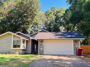 102 Springwood Cir, Crestview, FL 32536