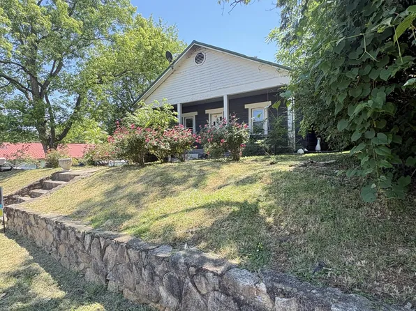 330 Filbert St, Newport, TN 37821