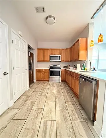 2814 Palmer Ave — Photo 2