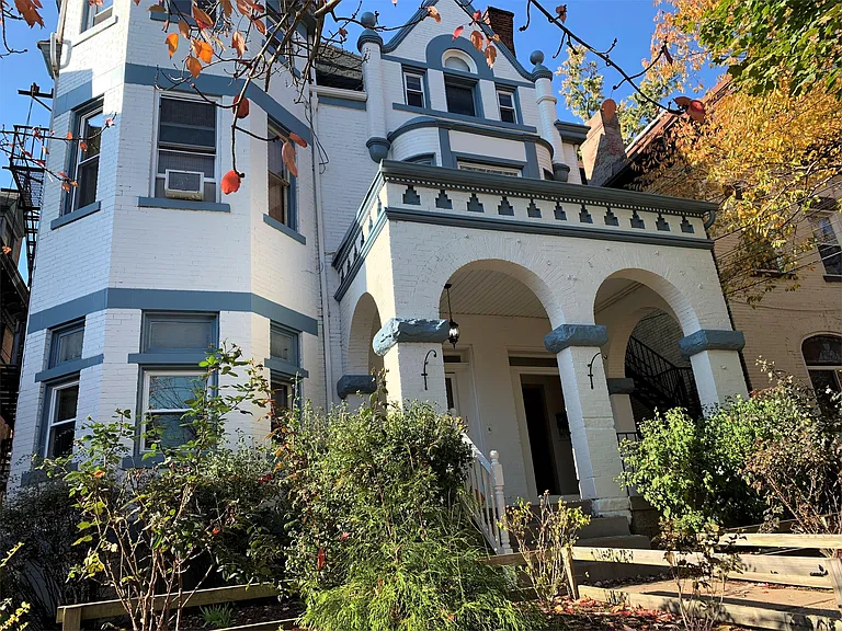 332 Stratford Ave — Photo 23