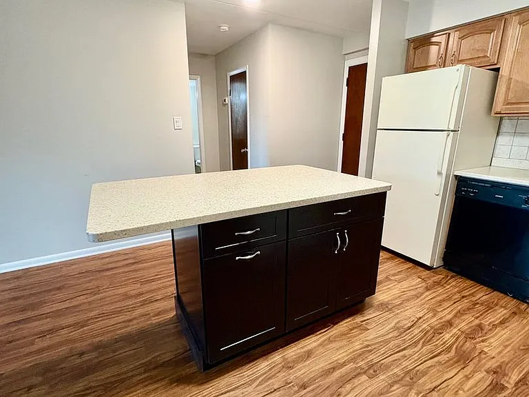 1 Stoneybrook Ln — Photo 10