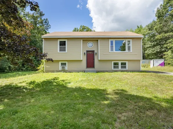 124 Ell Pond Road, Wells, ME 04090