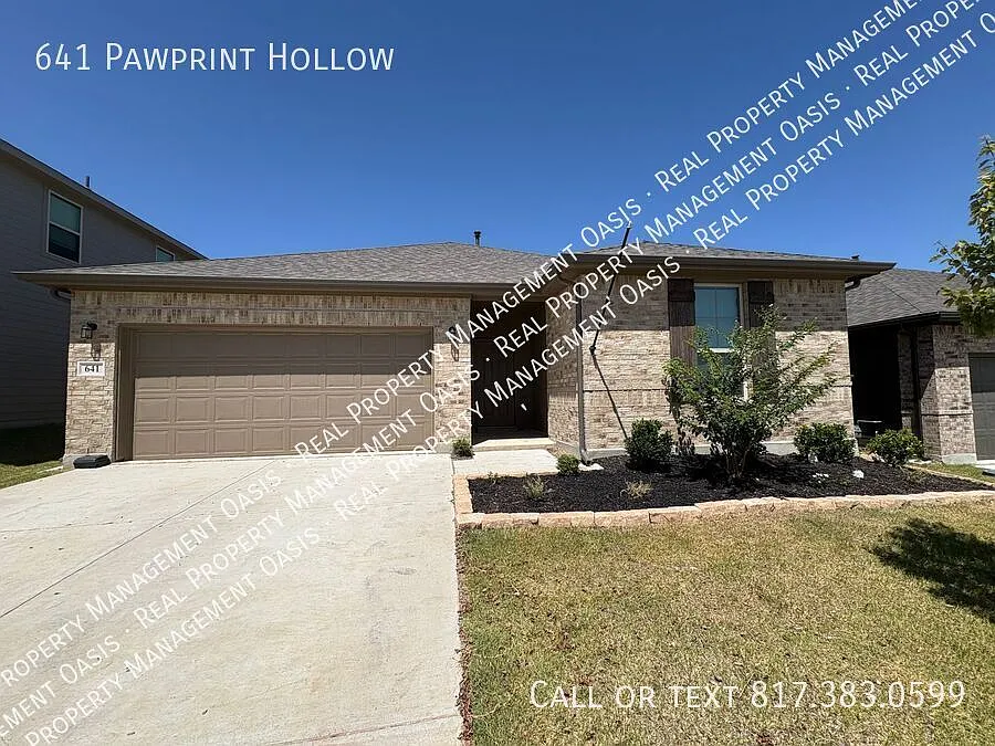 Welcome Home to 641 Pawprint Hollow, Godley, TX 76044 — Photo 2