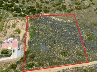 7832 Verbena Rd, Oak Hills, CA 92344