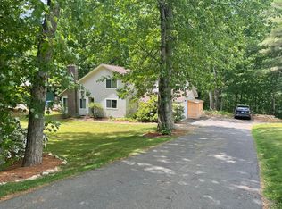 43 Grouse Hill Rd, Glastonbury, CT 06033