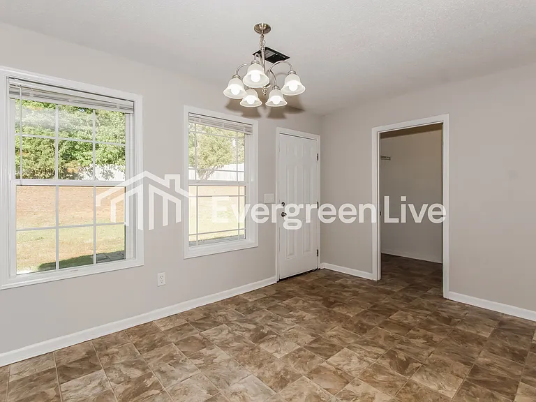 104 Autumn Woods Dr — Photo 13