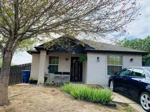 2511 Severita Ln, Laredo, TX 78046