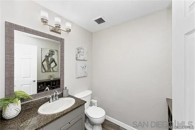 1240 India St #103 — Photo 14