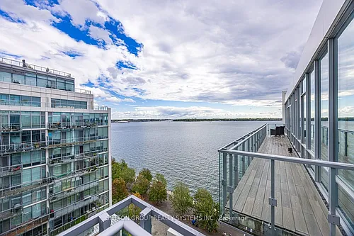 29 Queens Quay E #1008 Photo 1