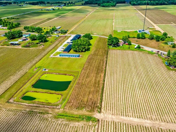 Leblanc Ct, Labadieville, LA 70372