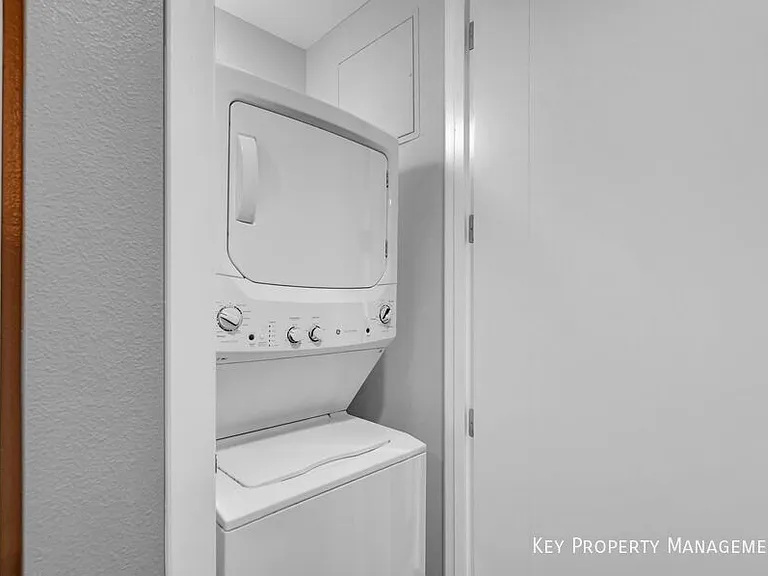 4525 Dean Martin Dr #1101 — Photo 34