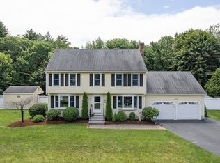 11 Puddingstone Ln, Mendon, MA 01756