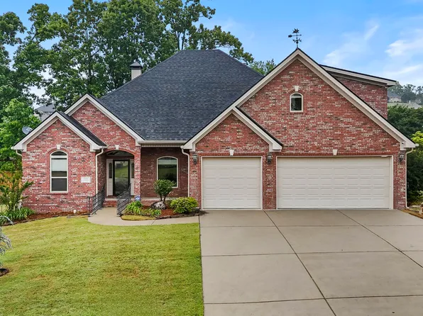 118 Lake Valley Dr, Maumelle, AR 72113