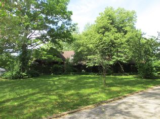 7555 Peters Pike, Dayton, OH 45414