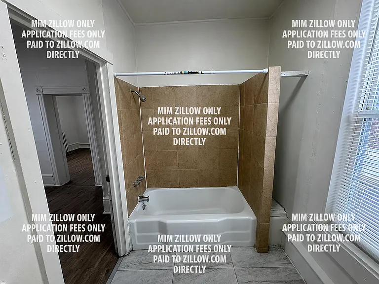3068 River Ave #B — Photo 3