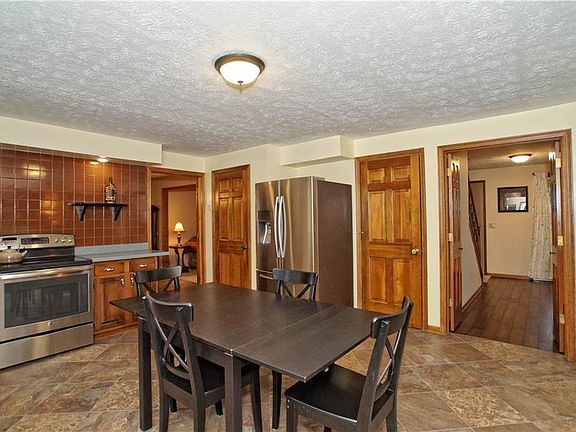 3rd image of 2589 Waterbury St NW