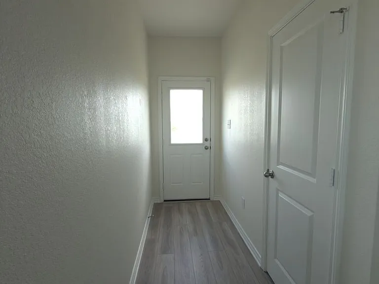 14311 Calaveras Cv — Photo 8